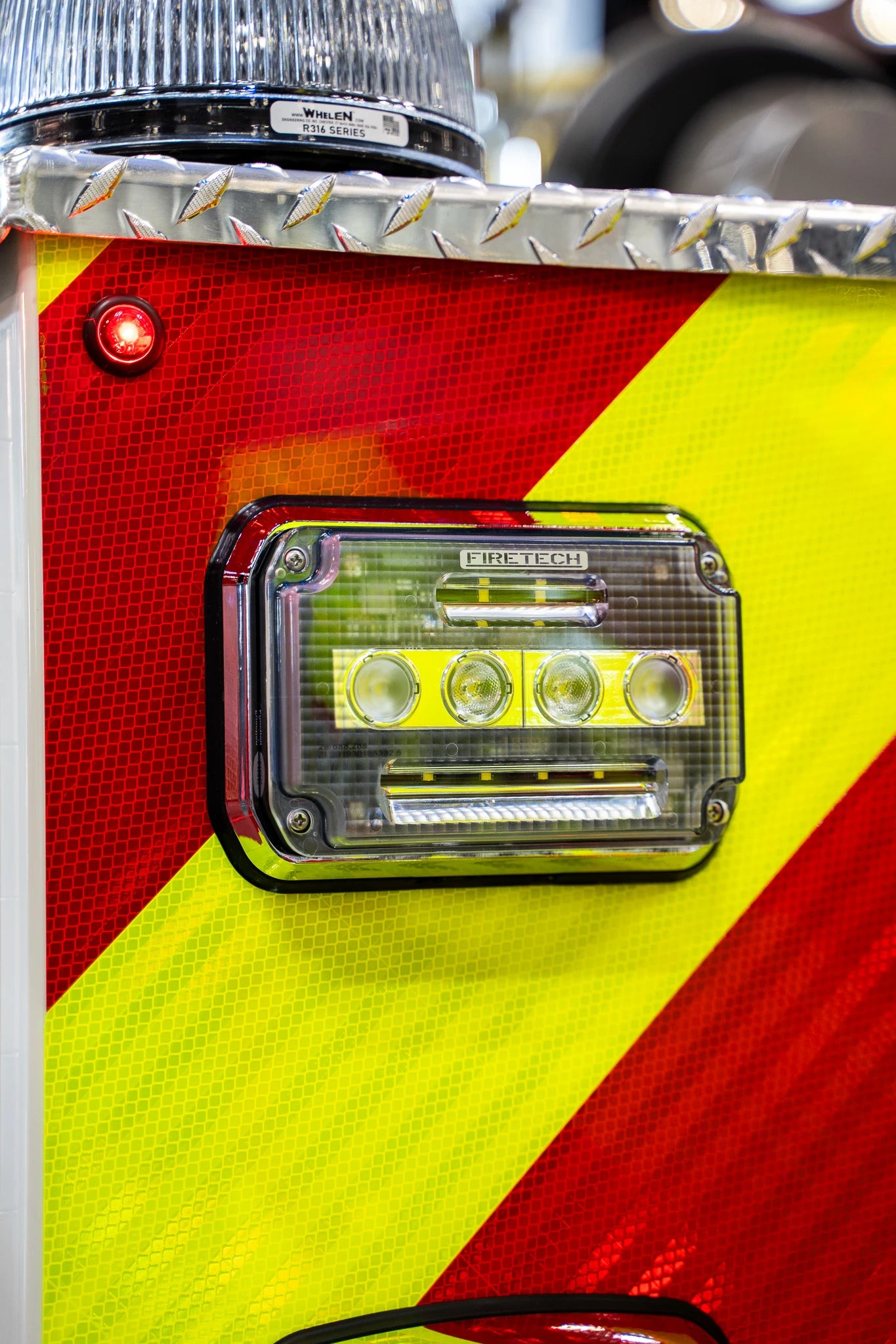 FireTech Guardian Junior Surface Mount Scene Light