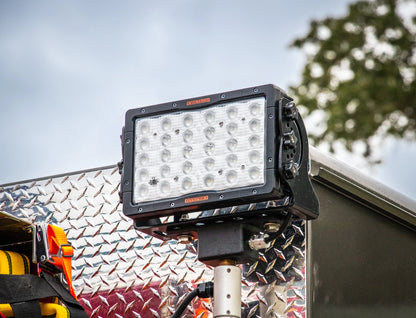 FireTech 30 Led Pole Mount Scene Light