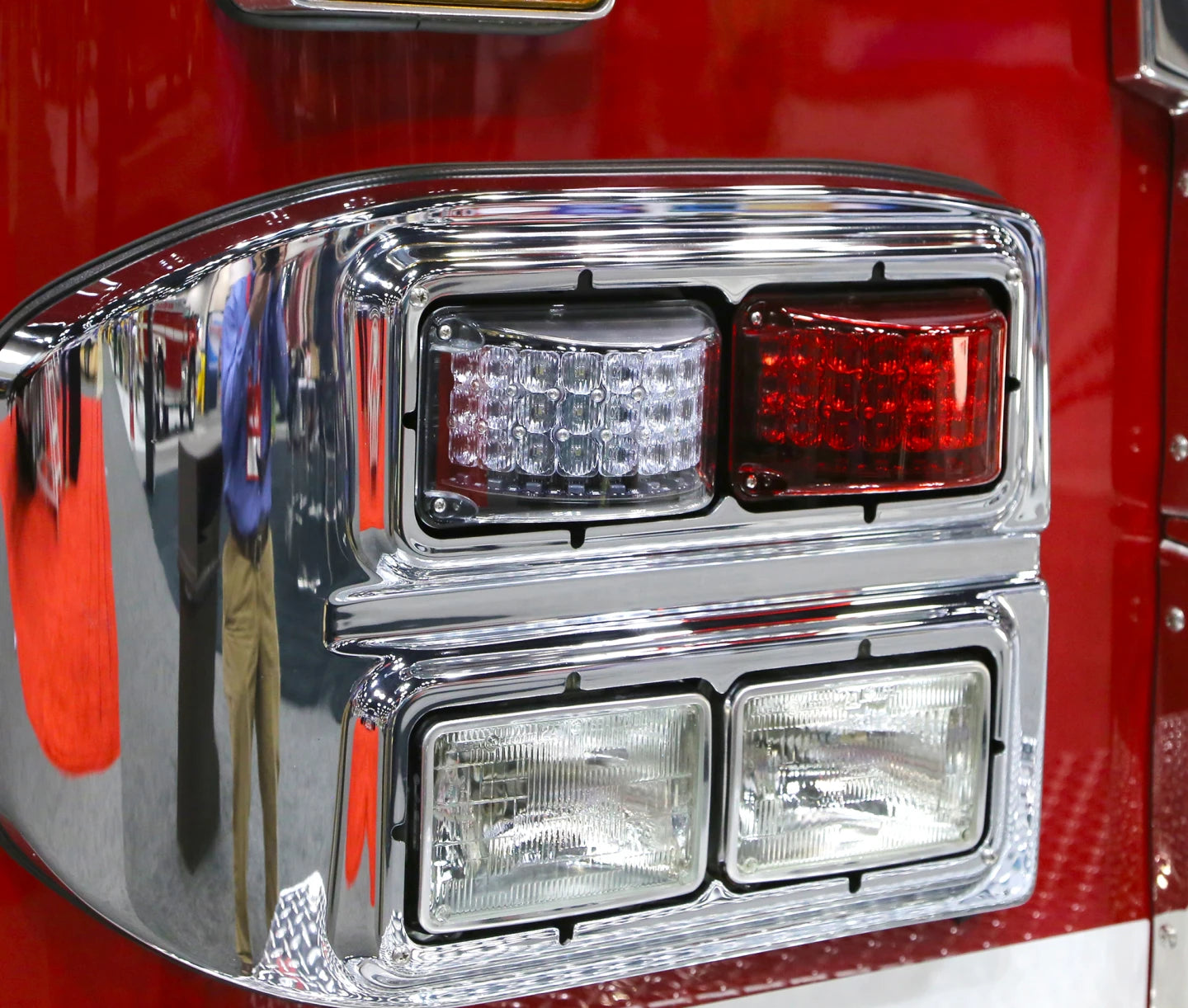 Whelen 600 Series Rota-Beam